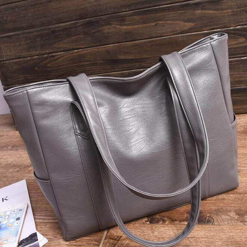 MIN Leather Shoulder Bag